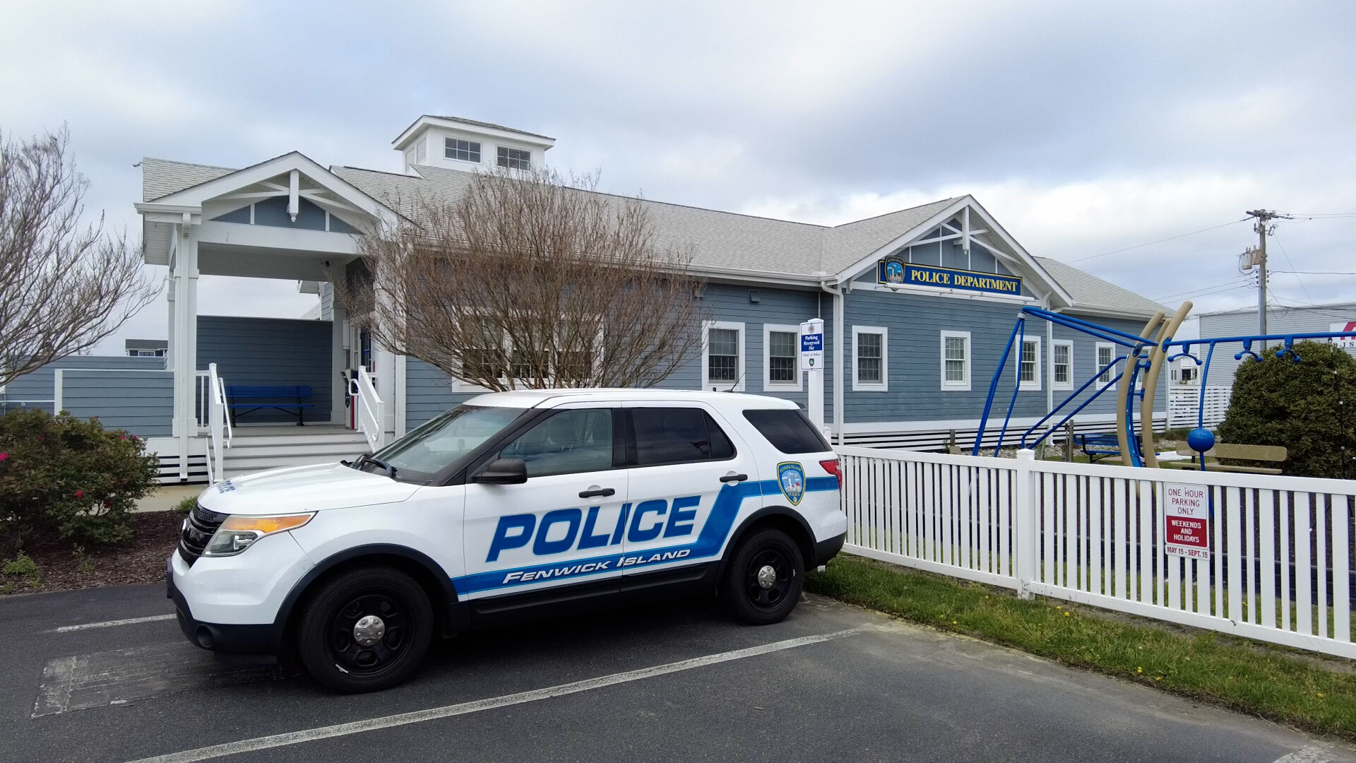 UPDATE: Fenwick police chief proposes life rings and inflatable PFDs